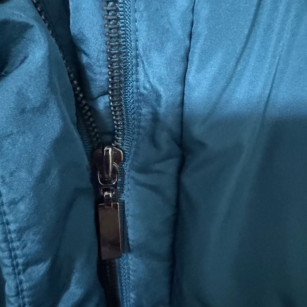 Charter Club Women's Teal Puffer Vest - Picture 10 of 10